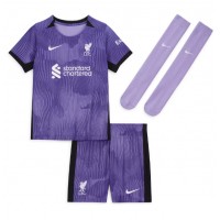 Camisa de Futebol Liverpool Szoboszlai Dominik #8 Equipamento Alternativo Infantil 2023-24 Manga Curta (+ Calças curtas)